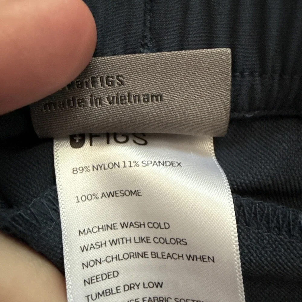 FIGS Pro Scrub Pants Men Medium Navy Blue Zip Fly Stretch Nylon Hybrid Pockets